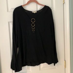 Black brass ring detail top